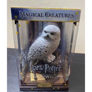NOBLE COLLECTION Harry Potter Magical Creatures No 1 Hedwig Owl Figurine w/ Case